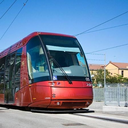 Апартаменты Sunrise20Mt Tram Ingresso Indipendente Местре Экстерьер фото
