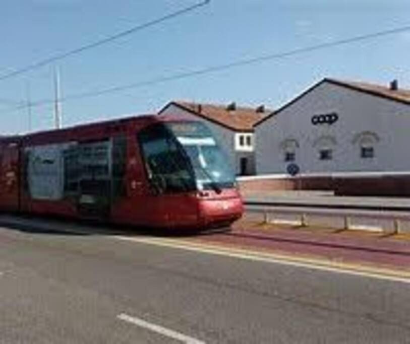 Апартаменты Sunrise20Mt Tram Ingresso Indipendente Местре Экстерьер фото