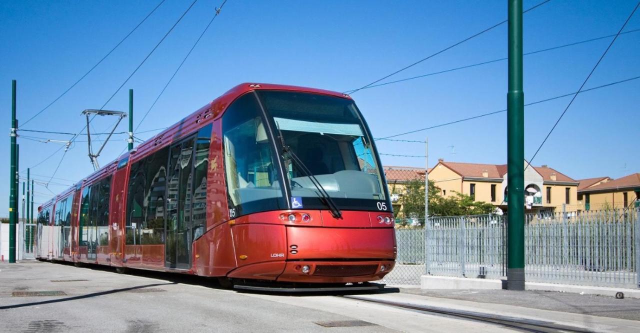 Апартаменты Sunrise20Mt Tram Ingresso Indipendente Местре Экстерьер фото